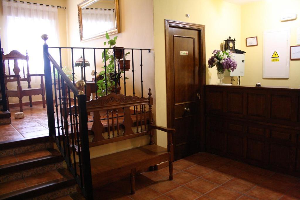 Hostal La Balquina チンチョン エクステリア 写真