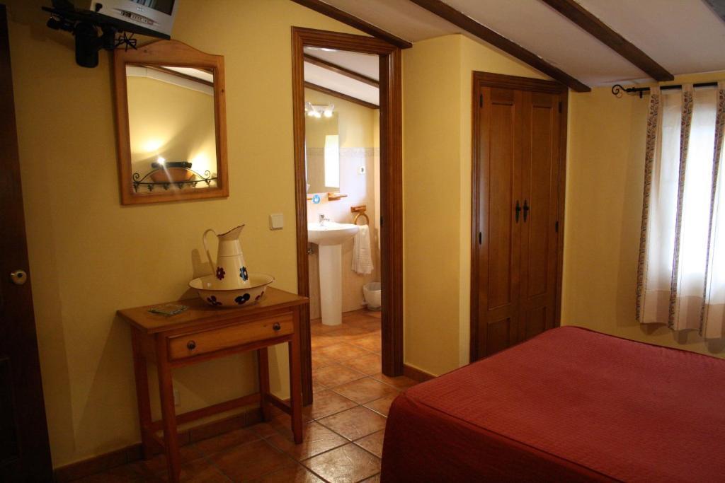 Hostal La Balquina チンチョン エクステリア 写真